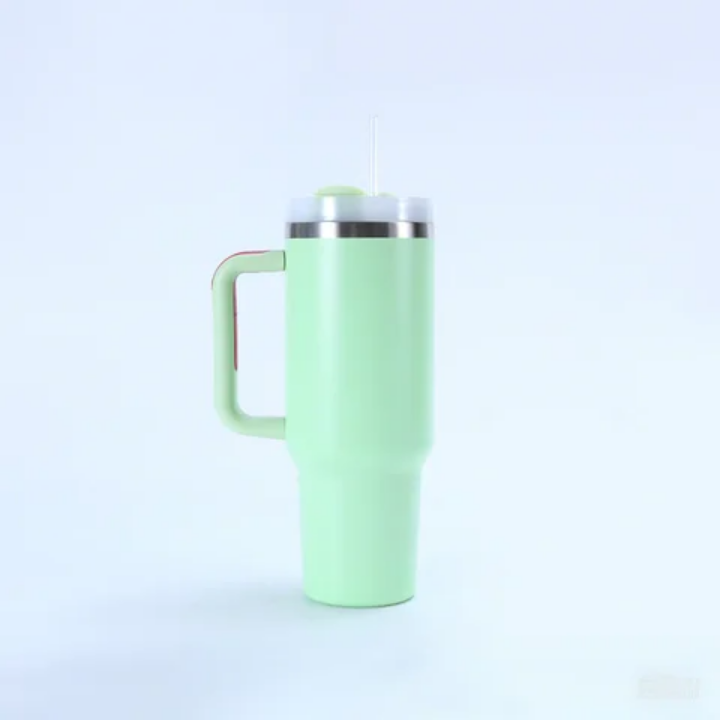 Insulated Travel Tumbler 40oz — Leakproof Mug with Handle & Straw